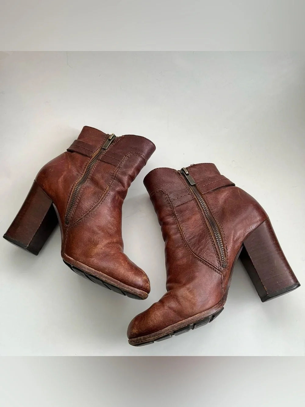 FRYE Brown Leather Patty Riding Boot Buckled Heel 7.5 m